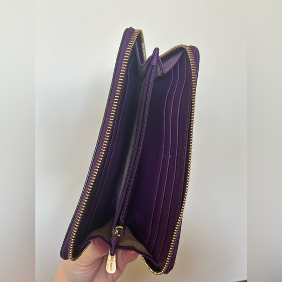 Vibrant purple Micheal Kors Wallet - Picture 2 of 3
